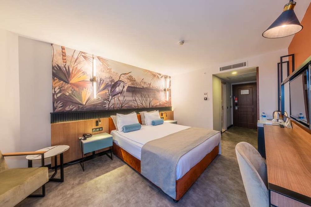 Best Western Plus Khan Hotel
