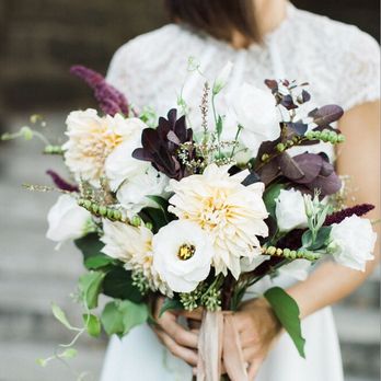 Cala Floral Studio - Beautiful Bridal Bouquet using dahlias. Photography: Bashful Captures - Florists Near Me - Manhattan, New York