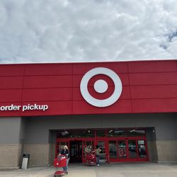 Target - Exterior entrance
