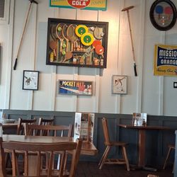 Cracker Barrel Old Country Store
