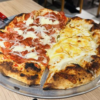 San Paolo Pizzeria - 1/2 AND 1/2 LARGE PIZZAS CALABRESA PAULISTANA (left side) HONEY AND BRIE (right side) - Pizza Near Me - Honolulu, Hawaii