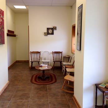 Kaye Maynard Counseling - New office waiting area - Counseling & Mental Health Near Me - Pataskala, Ohio Kaye Maynard Counseling - New office waiting area - Counseling & Mental Health Near Me - Pataskala, Ohio