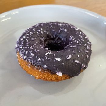 Everyday Eatery - Vegan Ube Donut. Delicious - Cafes Near Me - Irvine, California Everyday Eatery - Vegan Ube Donut. Delicious - Cafes Near Me - Irvine, California