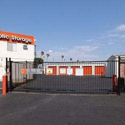 Public Storage
