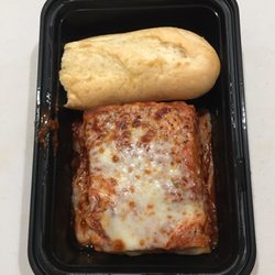 Johnny Carino's - Johnny's Fresh Baked Lasagna