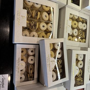 The French Workshop - Cookies - Coffee & Tea Near Me - Plainview, New York