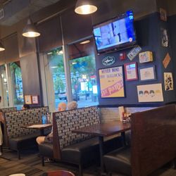 Bad Daddy's Burger Bar - Dining room decor