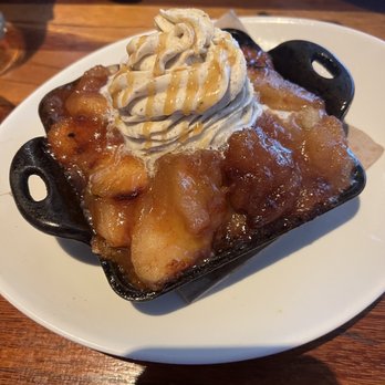 Von's 1000Spirits - Salted Caramel Apple Strudel - New American Near Me - Seattle, Washington Von's 1000Spirits - Salted Caramel Apple Strudel - New American Near Me - Seattle, Washington