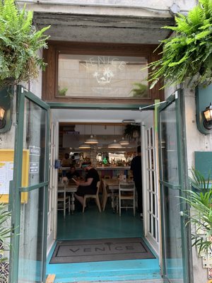 Venice Mtl Vieux-Montreal by null