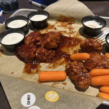 Buffalo Wild Wings - Chicken Wings Near Me - North Las Vegas, Nevada Buffalo Wild Wings - Chicken Wings Near Me - North Las Vegas, Nevada
