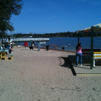 Bayview Dog Beach - Dog Parks Near Me - Pensacola, Florida Bayview Dog Beach - Dog Parks Near Me - Pensacola, Florida