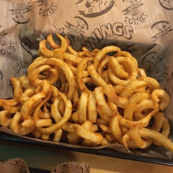 Wings Etc - Sports Bars Near Me - Kalamazoo, Michigan
