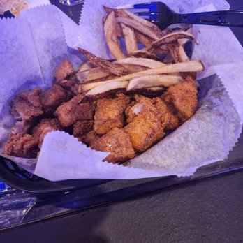 D’Jour Lounge - Catfish nuggets and less than a handful of fries - Lounges Near Me - Parkville, Maryland D’Jour Lounge - Catfish nuggets and less than a handful of fries - Lounges Near Me - Parkville, Maryland