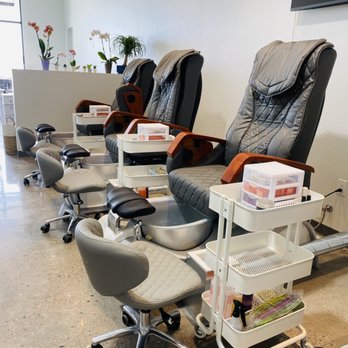 Essence Nails & Spa - Nail Salons Near Me - Falcon, Colorado