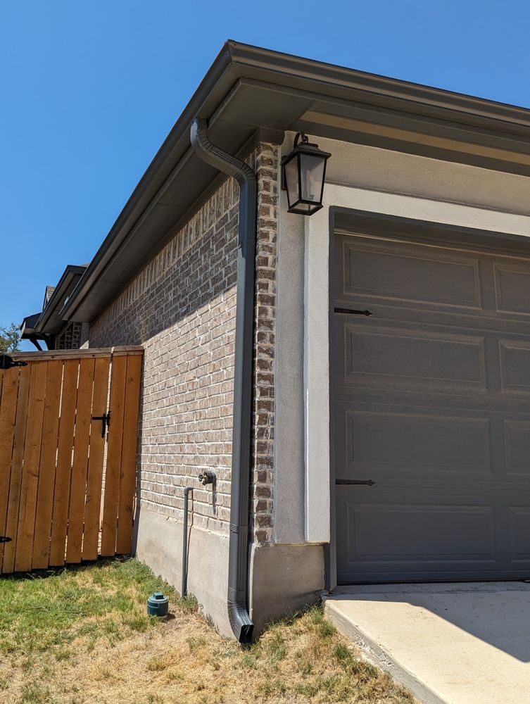 Slide of Lone Star Roofing & Gutters