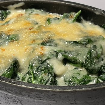 Solomillo - Creamed spinach - Spanish Near Me - Barcelona, B Solomillo - Creamed spinach - Spanish Near Me - Barcelona, B