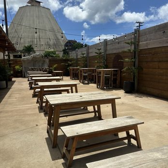 Haleiwa Distilling - Distilleries Near Me - Waialua, Hawaii Haleiwa Distilling - Distilleries Near Me - Waialua, Hawaii
