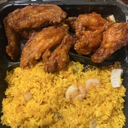 Grand China - Honey wings shrimp fried rice