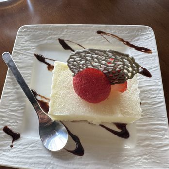 Bistro 4293 - Marash Turkish Ice Cream $12 - Mediterranean Near Me - Oakland, California
