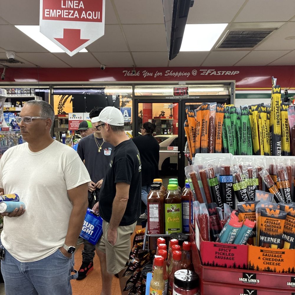 Fastrip Food Stores - Gas Stations Near Me - Bakersfield, California