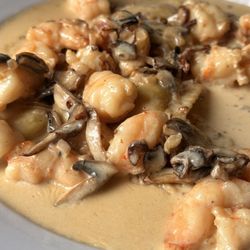 Caliza Mediterranean Cuisine