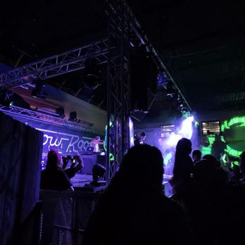 The Arrow Room - Music Venues Near Me - Rancho Cucamonga, California