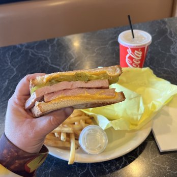 Hot Off the Grill - Burgers Near Me - Huntington Beach, California