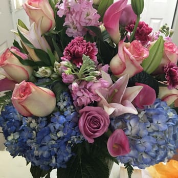 The Flower Basket - Florists Near Me - Aurora, Illinois The Flower Basket - Florists Near Me - Aurora, Illinois