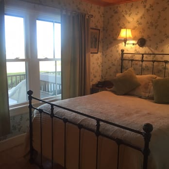 The 1661 Resort - Hotels Near Me - Block Island, Rhode Island