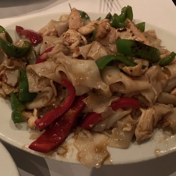 Ayuthai - Drunken Noodles with Chicken - Thai Near Me - Guilford, Connecticut