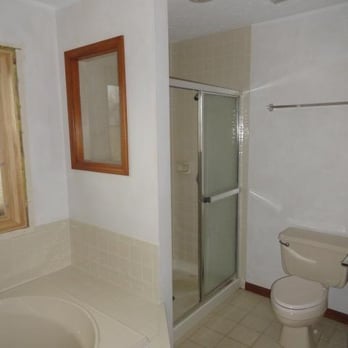 Jenkins Contracting - This bathroom was functional but was lacking in features. - General Contractors Near Me Jenkins Contracting - This bathroom was functional but was lacking in features. - General Contractors Near Me