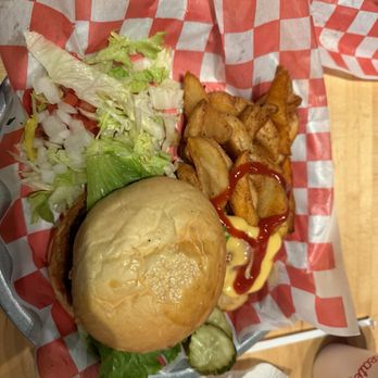 Fuddruckers - 1/3 Lb Cheeseburger, Fries, Soft Drink & Cookie - Burgers Near Me - Houston, Texas Fuddruckers - 1/3 Lb Cheeseburger, Fries, Soft Drink & Cookie - Burgers Near Me - Houston, Texas