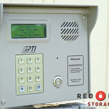 Red Dot Storage - Self Storage Near Me - Highland, Illinois