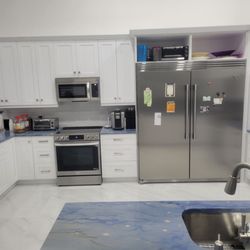 Tops Kitchen Cabinet - Kitchen