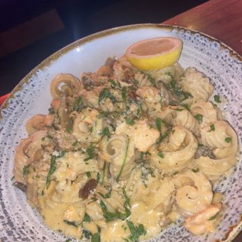 Von's 1000Spirits - Sourdough pasta - Cocktail Bars Near Me - Kirkland, Washington Von's 1000Spirits - Sourdough pasta - Cocktail Bars Near Me - Kirkland, Washington
