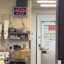 34 minutes & 45 second drive thru wait time! 34 minutes & 45 second drive thru wait time!