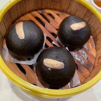 Sea Harbour - 3/28/21: bun with gold - Seafood Near Me - Rosemead, California Sea Harbour - 3/28/21: bun with gold - Seafood Near Me - Rosemead, California