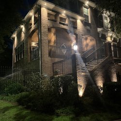 Potts Land Design - Townhome Outdoor Lighting - side view