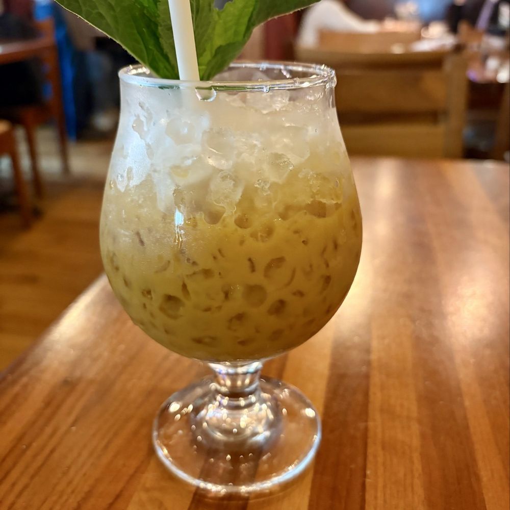 Golden Lotus non alcoholic cocktail Golden Lotus non alcoholic cocktail