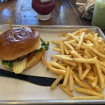 Flippin Burger - Flippin Burger - Burgers Near Me - San Francisco, California Flippin Burger - Flippin Burger - Burgers Near Me - San Francisco, California
