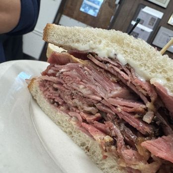 Hobby's Delicatessen & Restaurant - Pastrami on rye - Delis Near Me - Newark, New Jersey Hobby's Delicatessen & Restaurant - Pastrami on rye - Delis Near Me - Newark, New Jersey