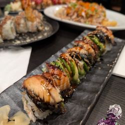 Sushi Station - Dragon roll