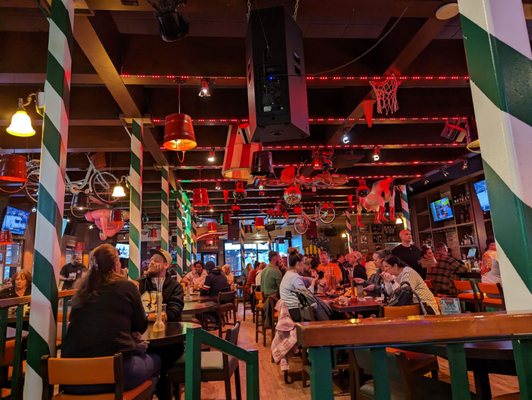 Carlos 'n Charlie's Restaurant by null