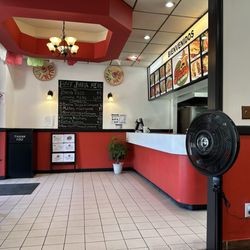 Tacos el Gordo - Inside