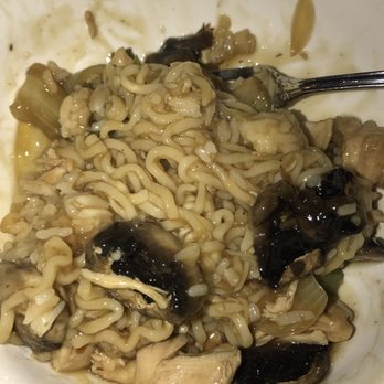 Nallie's Place - Chicken and mushroom curry with noodles and rice. We took the green peppers out before this shot. - Thai Near Me - Water Valley, Mississippi Nallie's Place - Chicken and mushroom curry with noodles and rice. We took the green peppers out before this shot. - Thai Near Me - Water Valley, Mississippi