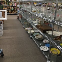 Bethesda Nifty Thrifty Resale - Very organized shop