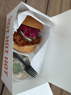 Pretty Bird Hot Chicken, Midvale by null