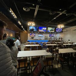 The Crawfish Hut - Interior/entrance