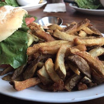 MeeT on Main - Comfort Food Near Me - Vancouver, British Columbia MeeT on Main - Comfort Food Near Me - Vancouver, British Columbia