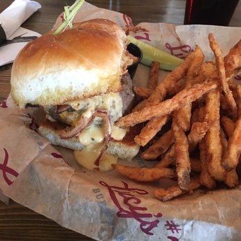Lucy's #7 Burger Bar - Wisconsinite burger - American Near Me - Beloit, Wisconsin